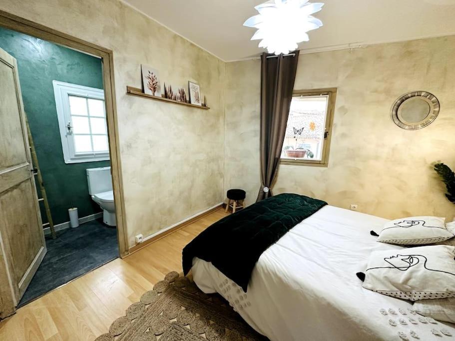 Maison De Village Sur Les Chemins De Compostelle แซ็ง จิลส์ ภายนอก รูปภาพ